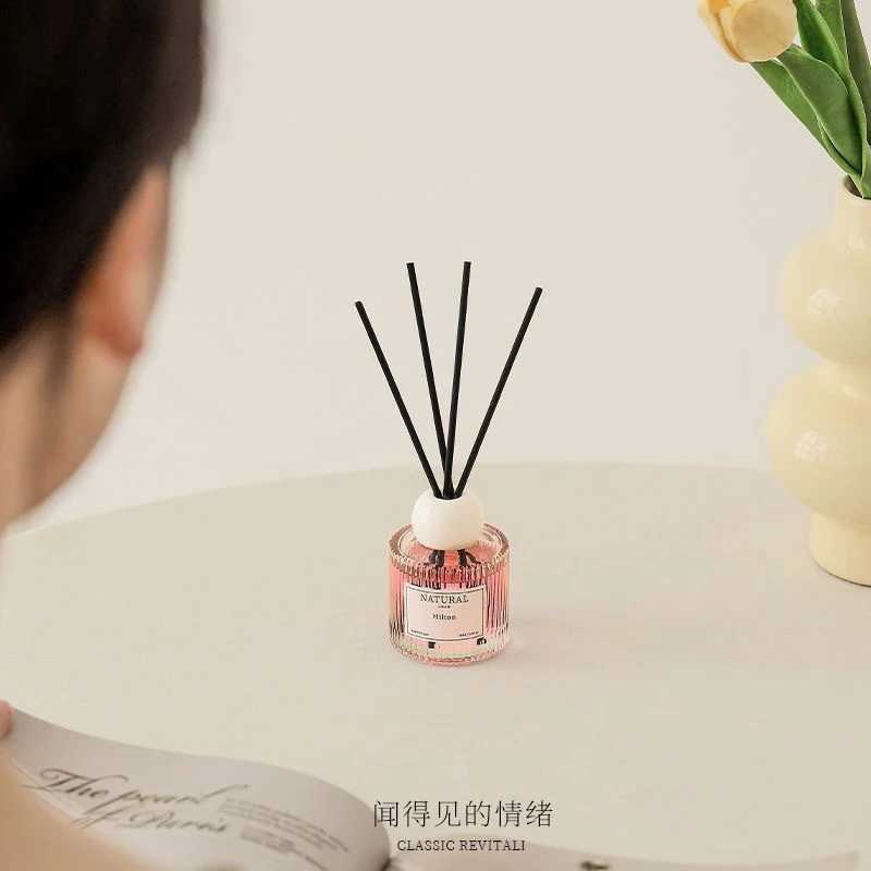 1pc Reed Diffuser Set- Aromatherapy Fragrance Oil for Home Decor Romantic Air Freshener with Rattan Sticks Long Lasting Scent D260317