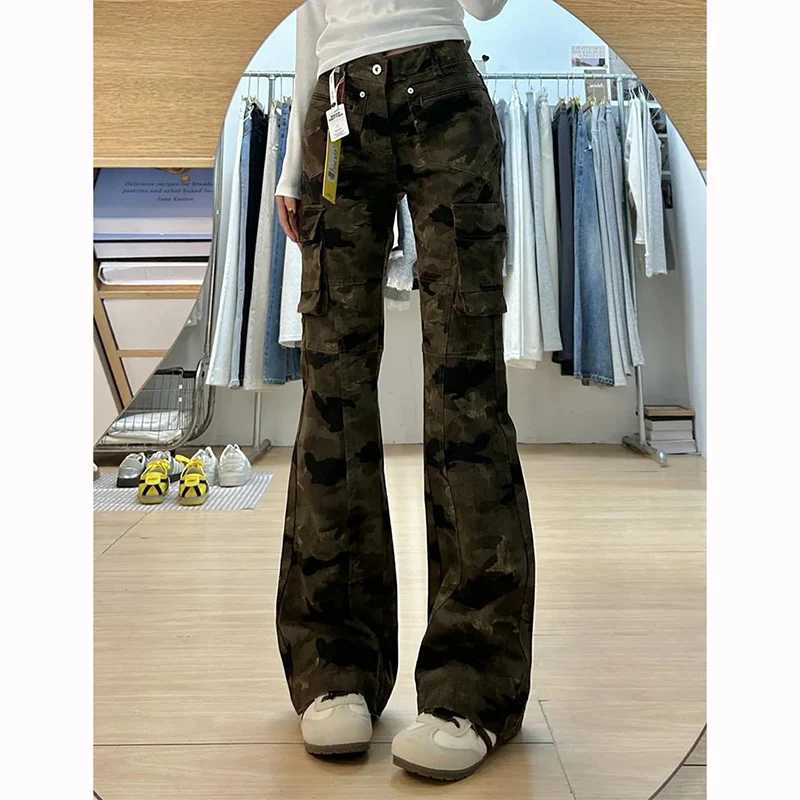 2026 Lady High Waist Camouflage Flared Jeans Hot Sale s Retro Thin Straight Leg Pants Women Fashion Denim Trousers M260317
