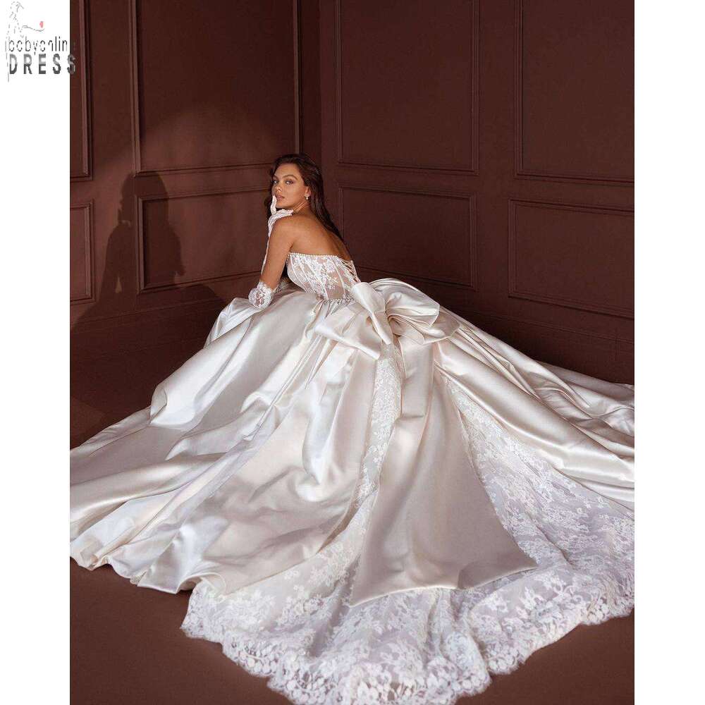 Wedding Dress A Line Strapless Appliques Backless Half Sleeve Chapel Train Elegant Bride Vestido De Noiva Custom Made