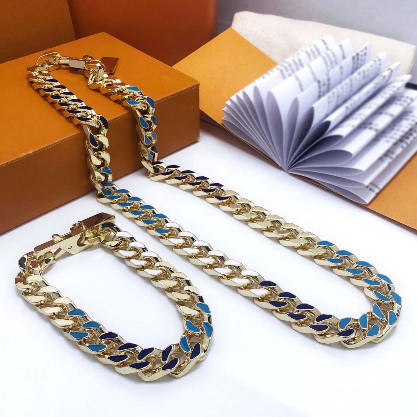 Luxury VL Clover Bracelet Necklace Bamboo Joint Cuban Link Chain Bracelets Designer Necklaces Gold Charm Silver Bangle For Women Men Jewelry Sets With Box GY354