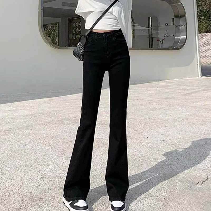 Female Classic Solid Jeans Hot Sale Lady High Waist Flared Denim Trousers Women Korean Fashion Straight Leg Pants M260317