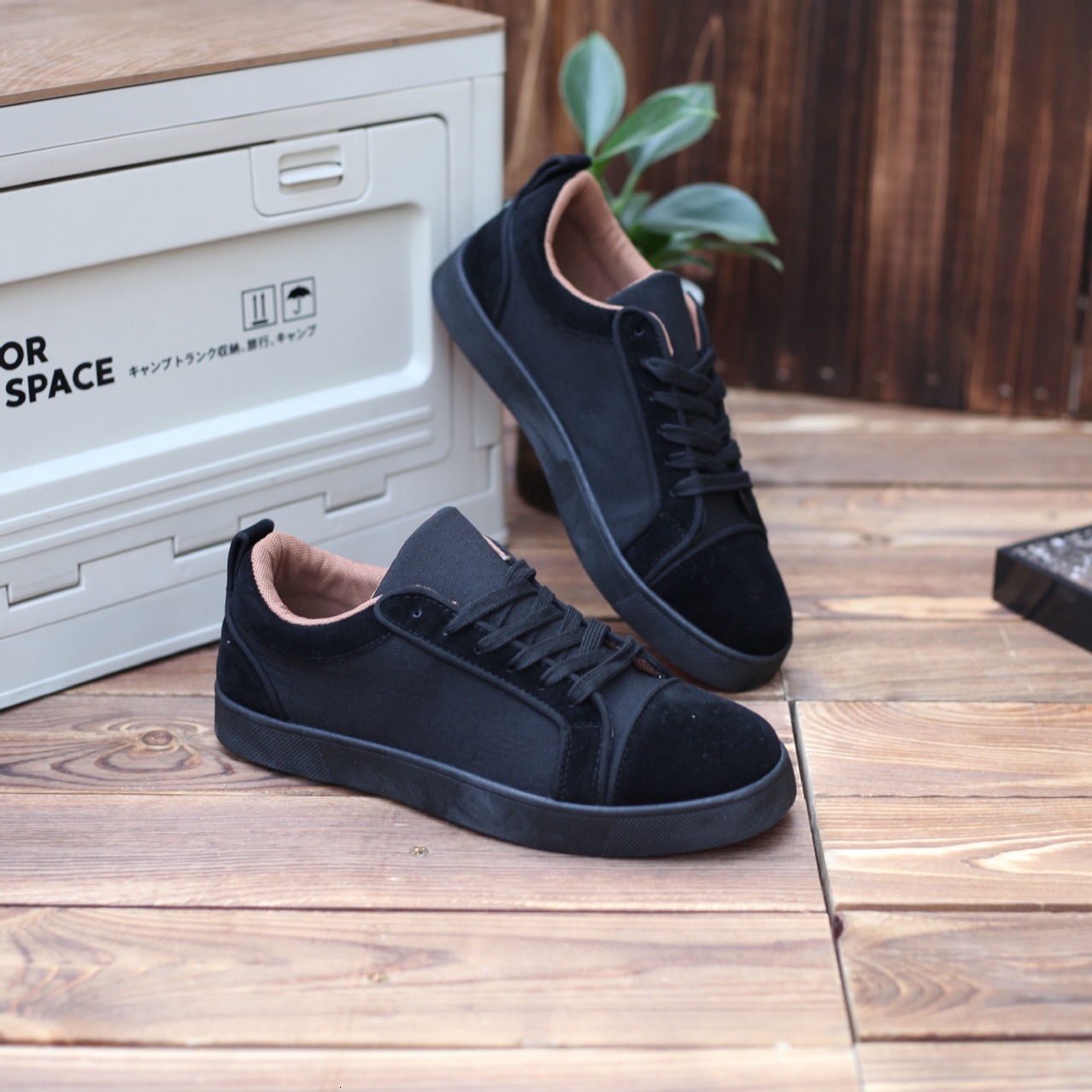 2026 Luxury Spring Nd Autumn New Light Luxury Fshion Verstile Brethble Men's Trendy Shoes Low-top Soft Sole Bord Shoes Red Sole Letters
