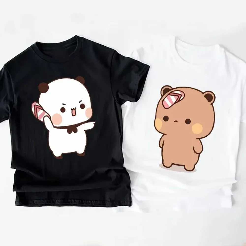 Kawai Panda Bear Bubu Throwing Flip Flop To Dudu T-shirt Men Women Funny Couple T Shirt Casual Fashion Cute Tshirt Valentines M260317
