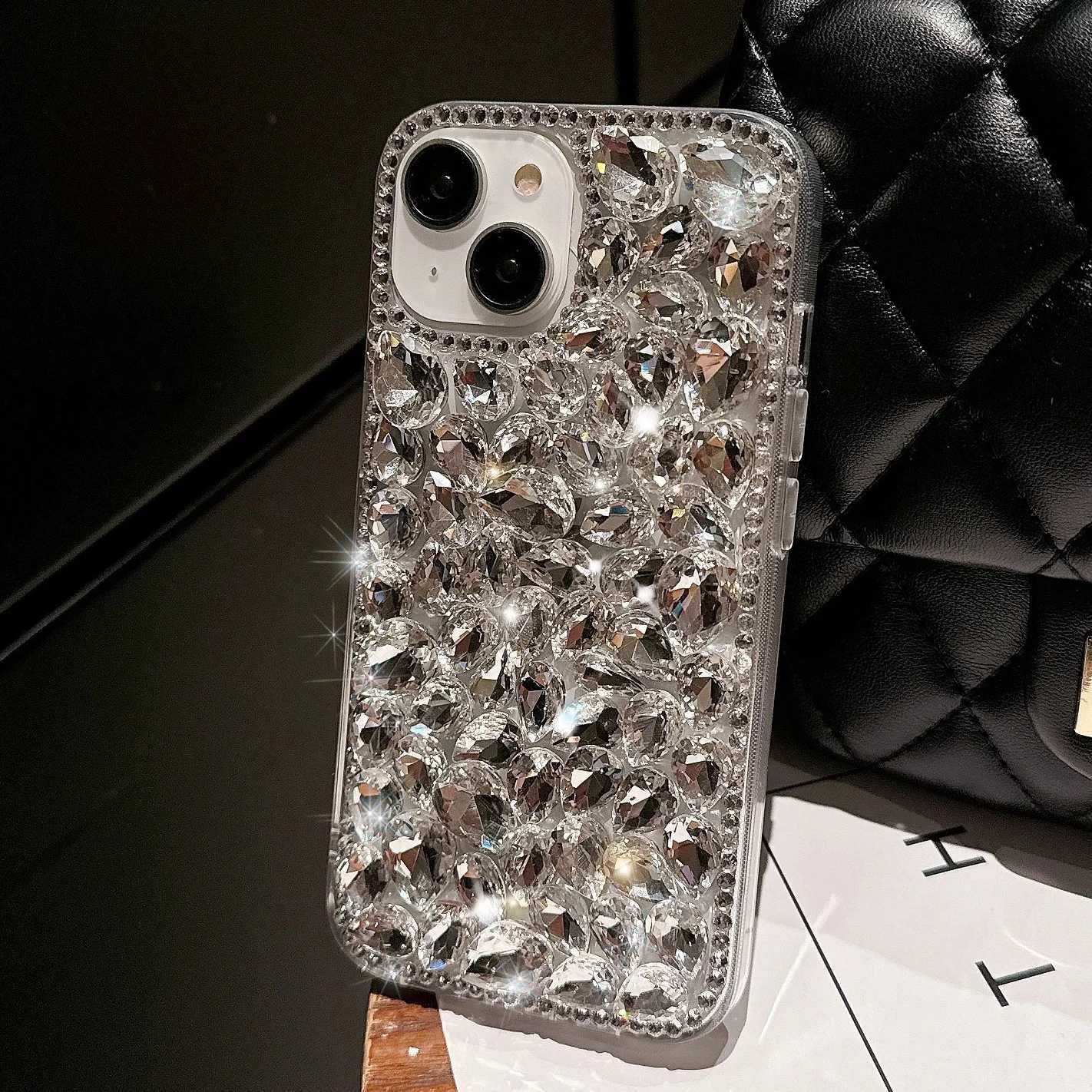 Luxury Fl Shining Diamonds Cover For iPhone 16 Pro Max 15 Plus Jewelled Cover For iPhone 17 Pro 13 12Pro 11 Hard Phone Shell C260314