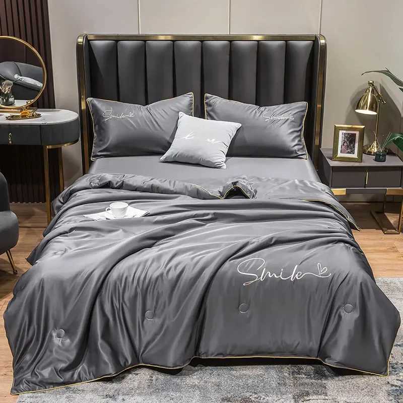 Luxury European Style Ice Silk Summer Quilt Set High-end Embroidered Cooling Blanket 3/1 Pcs Sets Air Conditioning Comforter D260317