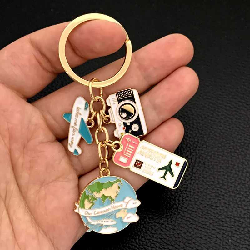 Cute Enamel Keychains Cartoon Explore Earth Plane Key Rings Camera Sign Pendants For Women Men Friendship Gifts Handmade Jewelry H2603181