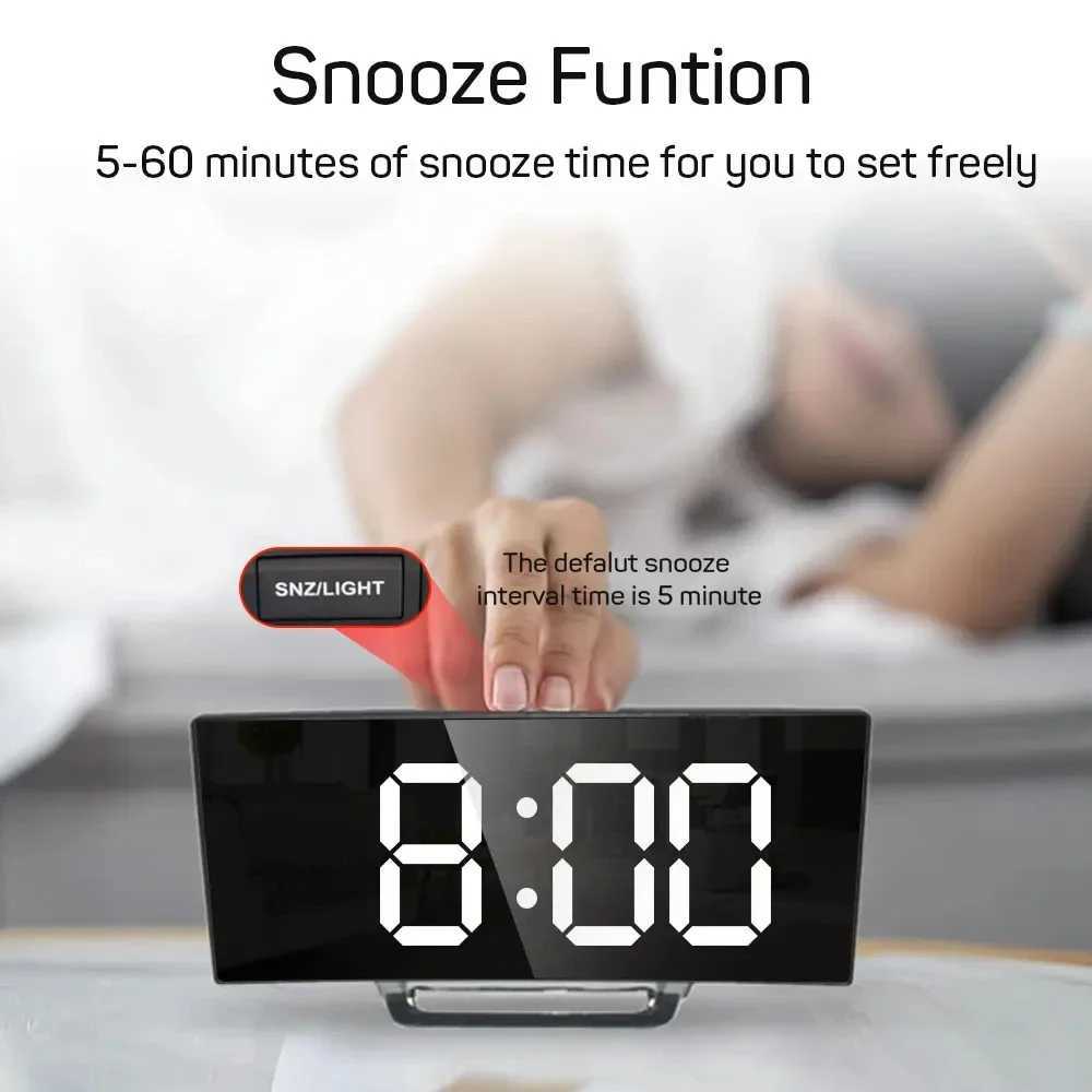 Latest Digital Clock LED Alarm Clock Bedroom Electronic Desktop Clock With Temperature Display Adjustable Brightness 12/24 Hours D260318