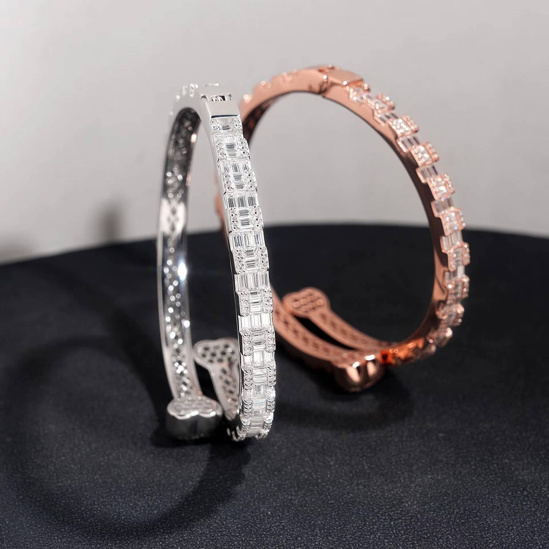De Cool Fine Jewelry 925 Sterling Silver Iced Out VVS1 Round Cut Full Moissanite Bracelet Baguette Diamond Heart Bangles