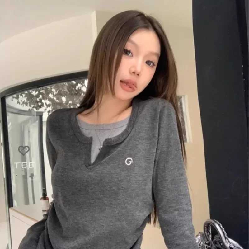 2024 Autumn Winter Long Sleeves Korean Fashion Style O-neck Tshirt For Women Fake two items T-shirts Ladies Top Tee ClothesT260317