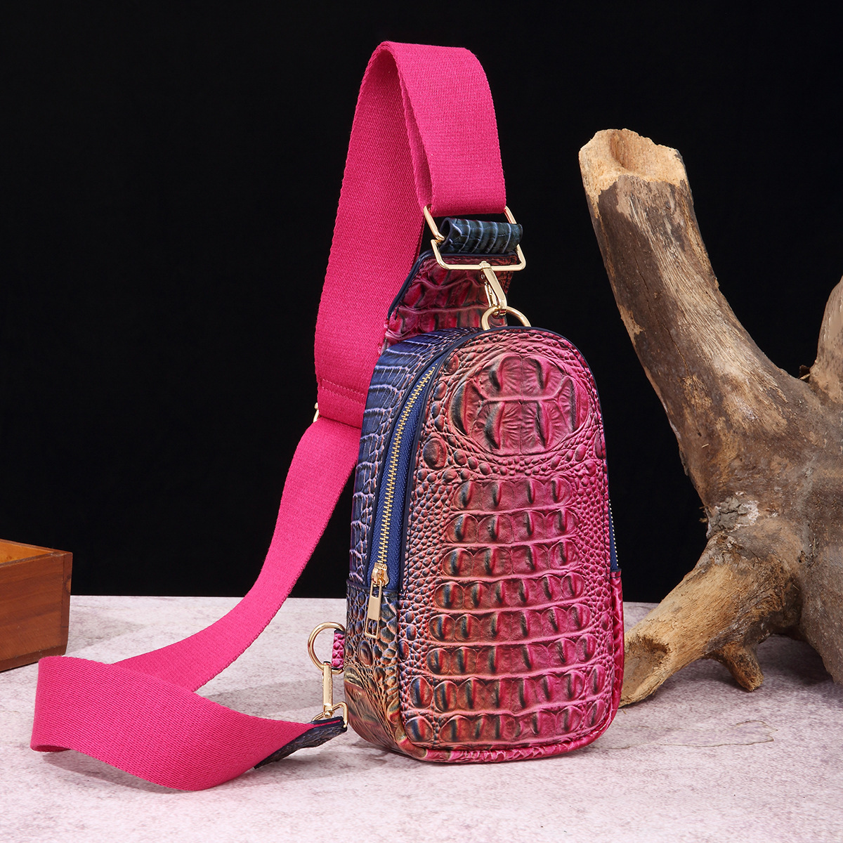 European and American Retro Fashion Wide Shoulder Strap Women's Chest Bag Waist Bag Crossbody Bag Crocodile Pattern Brahmin Amazon Independent St