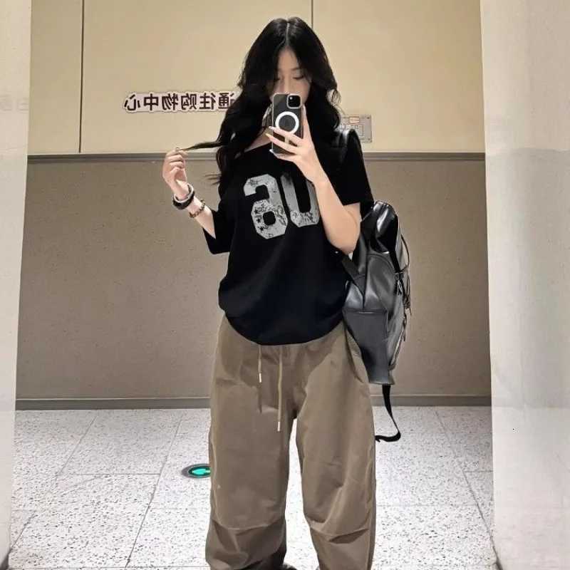 Black Off Shoulder Slant Neck Short Sleeve T-Shirt 2025 Summer Women Sweet Cool Loose Casual Streetwear FashionT260317