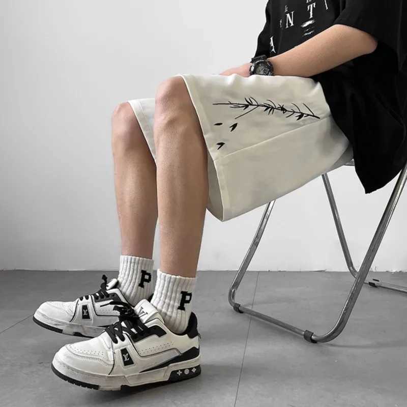Embroidery Casual Shorts Men Sports pants Summer Basic Simple Loose Hip Hop Streetwear Chinese style Leisure Shorts White/Black M260318