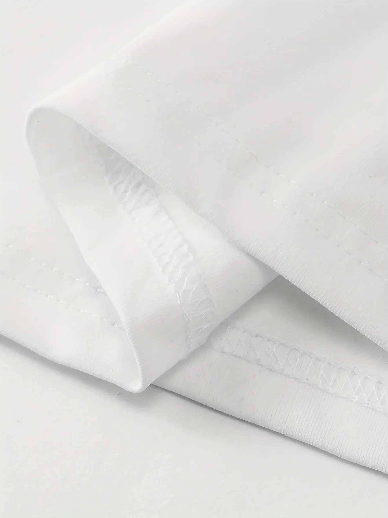 Cute Tomato Print T-Shirt Women Short Sleeve Tee Natural Fruit Graphic Top Kawaii Casual Summer Tshirt Friendly GiftT260317