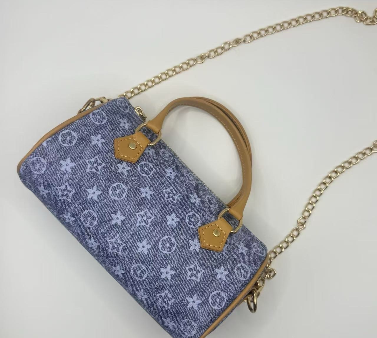 Fashionable printed design boston bag 2026 new style arrives versatile commuting handbag crossbody bag free shipping
