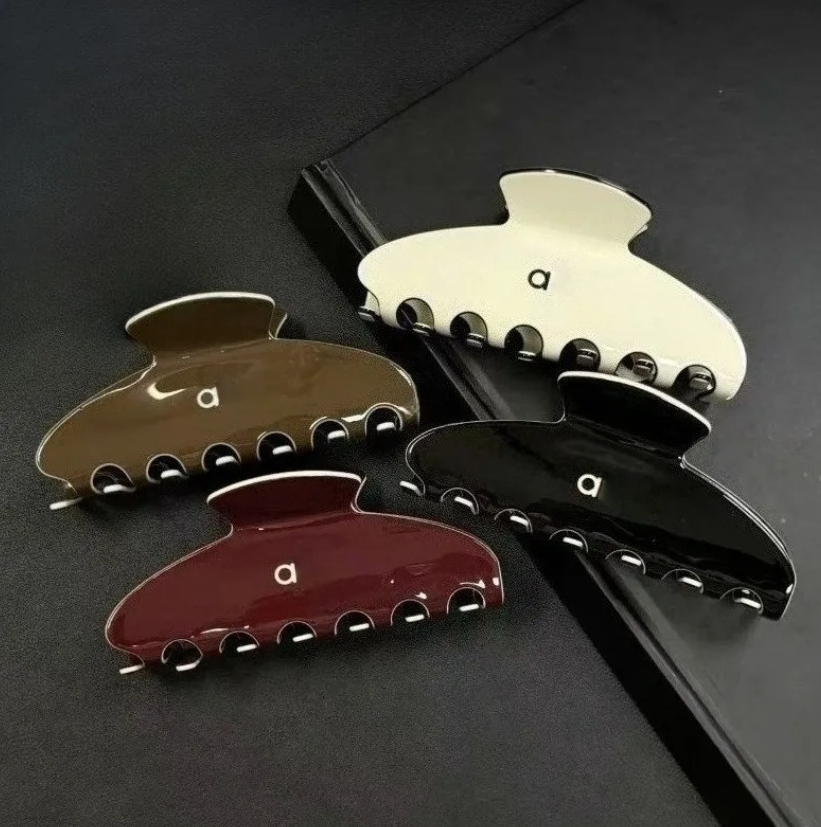 Women's Hair Clips Designer Shark Clips American Sporty Letter Hair Clips High-Quality Acetate Hair Clips Everyday Versatile Hair Accessories