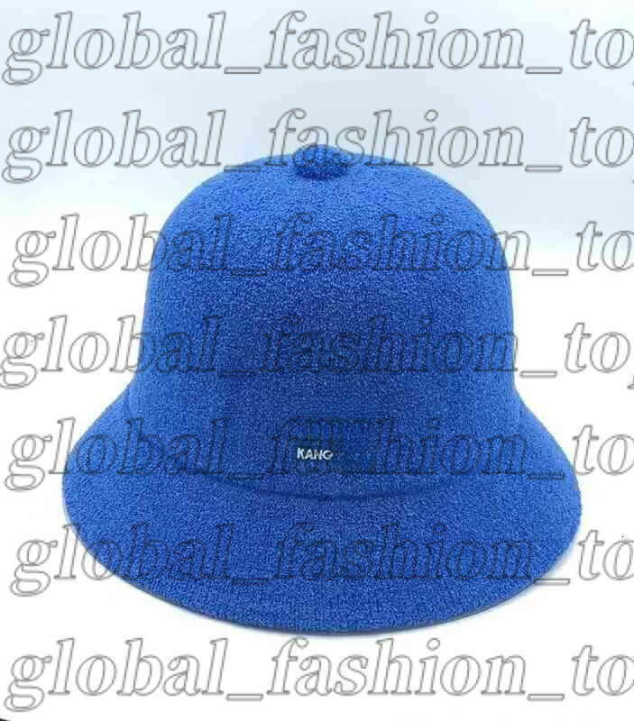 Embroidered kangaroo pumpkin beret with letters highlighting the face of young men and women autumn and winter woolen artist kango hat kangoo octagonal hat 9647