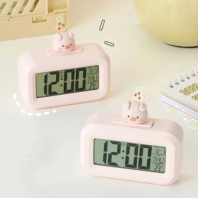 New LED Digital Clock Cute Kawaii Rome Decor Cartoon Pig Alarm Clock with Night Light Room Cute Watch Bedroom Bedside Ornaments D260318