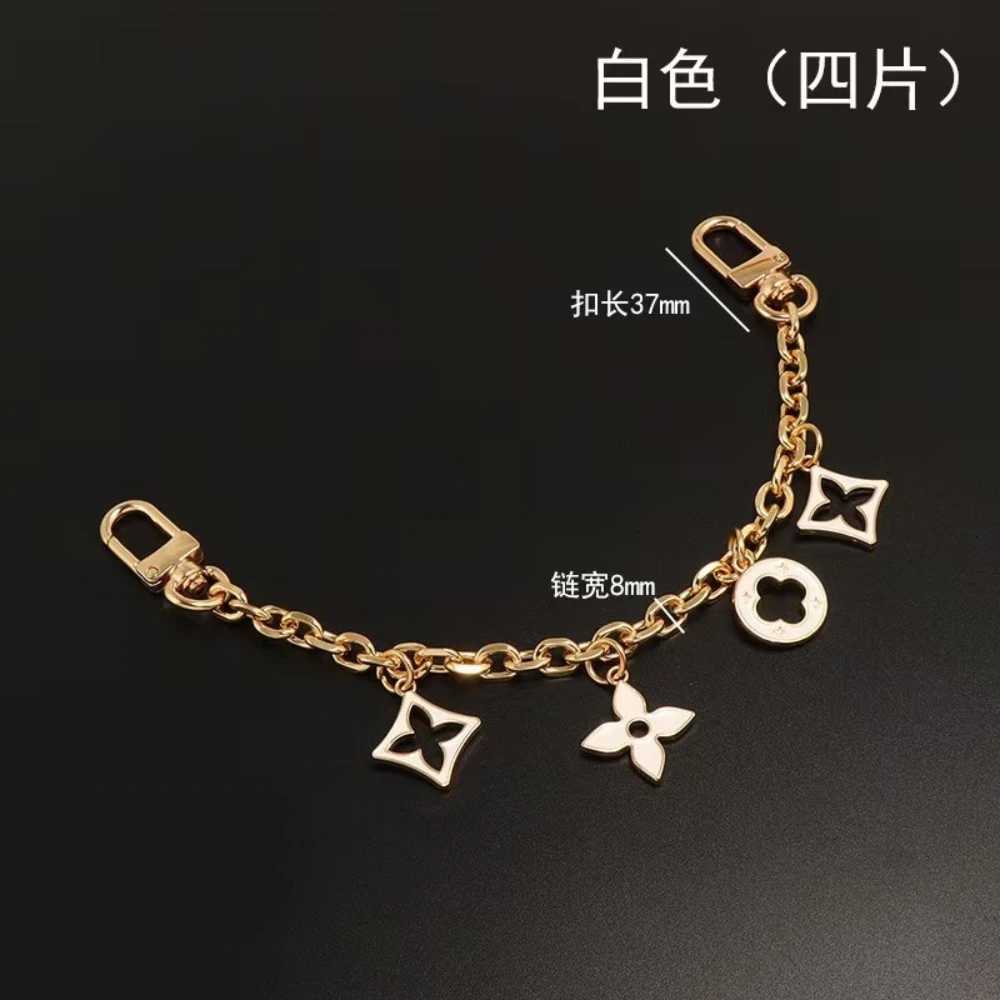 New style small fragrant style bag with hanging chain decoration chain metal bag with black and white hand-held chain H260318 - view 5