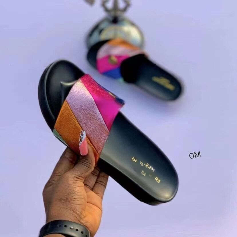 Sandals Women Sandals Summer Slipper Shoes Fashion Casual Beach Sliders Luxury Rhinestone Rainbow Slipper Casual Classic Trend Sandals 417