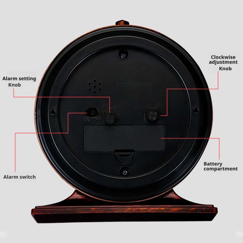 Classic Desk Clock Light Luxury Large Digital Vintage Alarm Clock Bedroom Living Room Office Loudspeaker Mute Desktop Decoration D260318