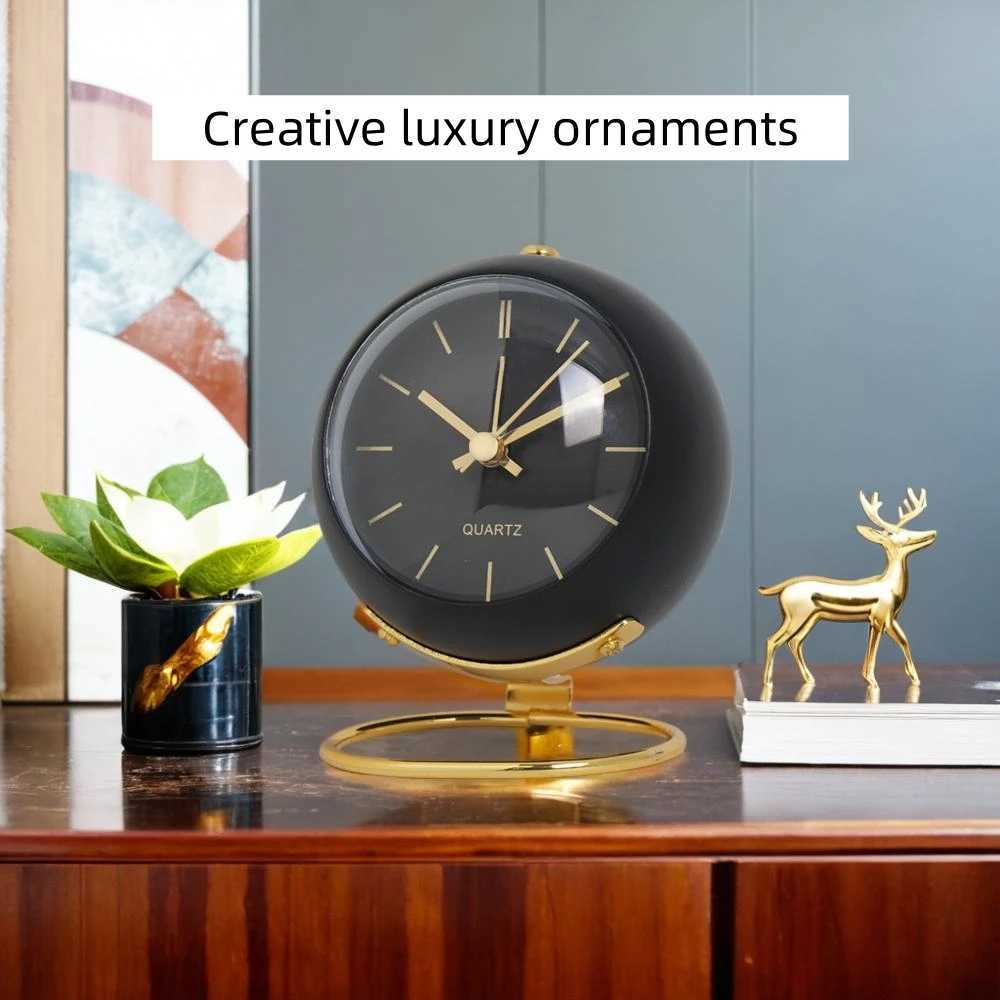 Nordic Creative Desk Clock Minimalist Decoration Alarm Clock New Desktop Bedside Silent Luminous Analog Clock No Battery D260318