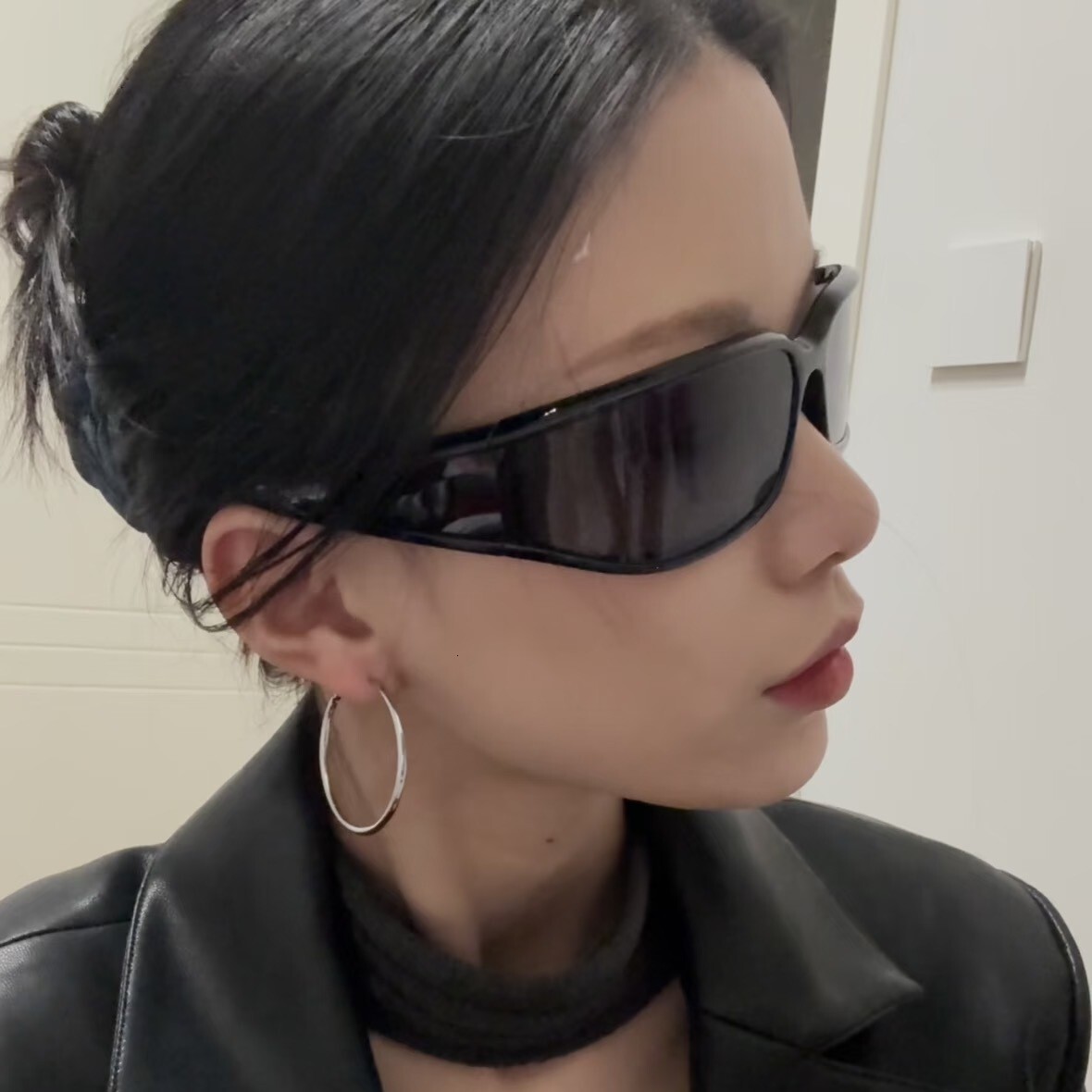 irregular Sunglasses Y2k Women's High-End Sunglasses, European American Cycling Glasses, Curved Windproof Uv-Protective Goggles, Snowfield Sungla