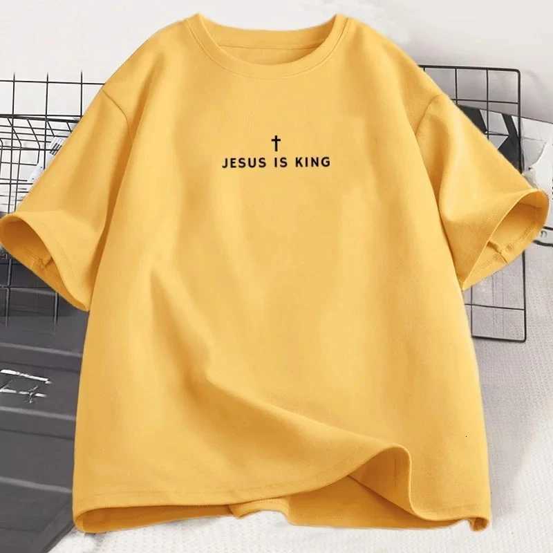 Jesus Is King Christian T Shirt Men Women Christian Merch Jesus T-Shirt Faith Short Sleeve Round Neck Graphic TeesT260317