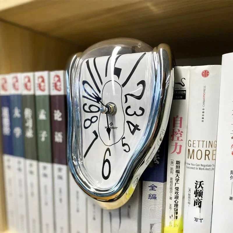 New 3D Novel Surreal Melting Distorted Wall Clocks Surrealist Salvador Dali Style Wall Watch Decoration Gift Home Garden D260318