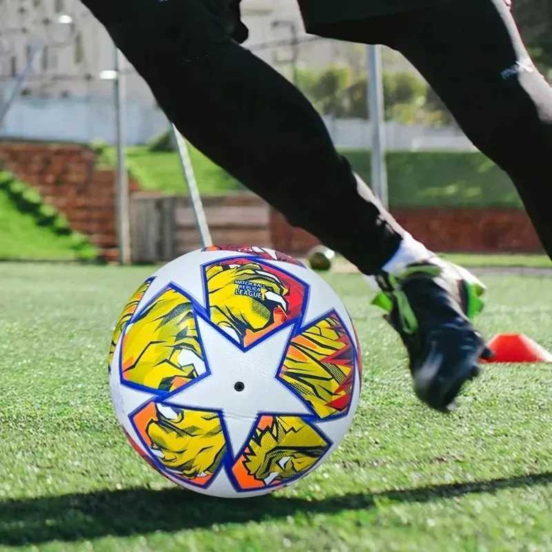 High Quality Soccer Balls Official Size 5 PVC Material Goal Team Outdoor Match Game Football Training Ballon De Foot a03 M260318