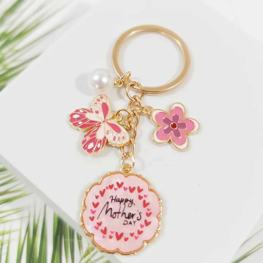 butterfly flower fake pearl heart pendant keychain cute elegant car keychain bag backbag keyring car pendant mothers day gift H260318 - view 5