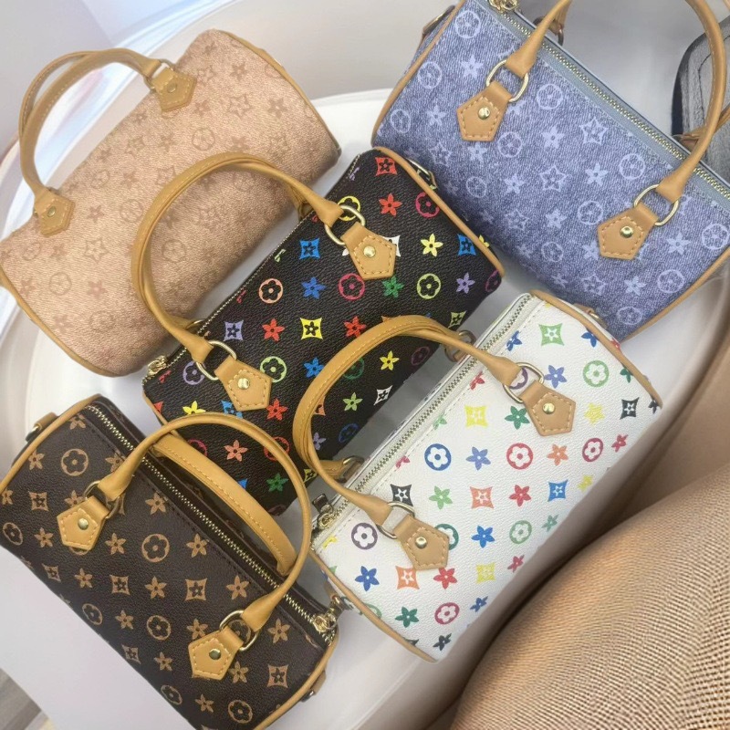 Fashionable printed design boston bag 2026 new style arrives versatile commuting handbag crossbody bag free shipping