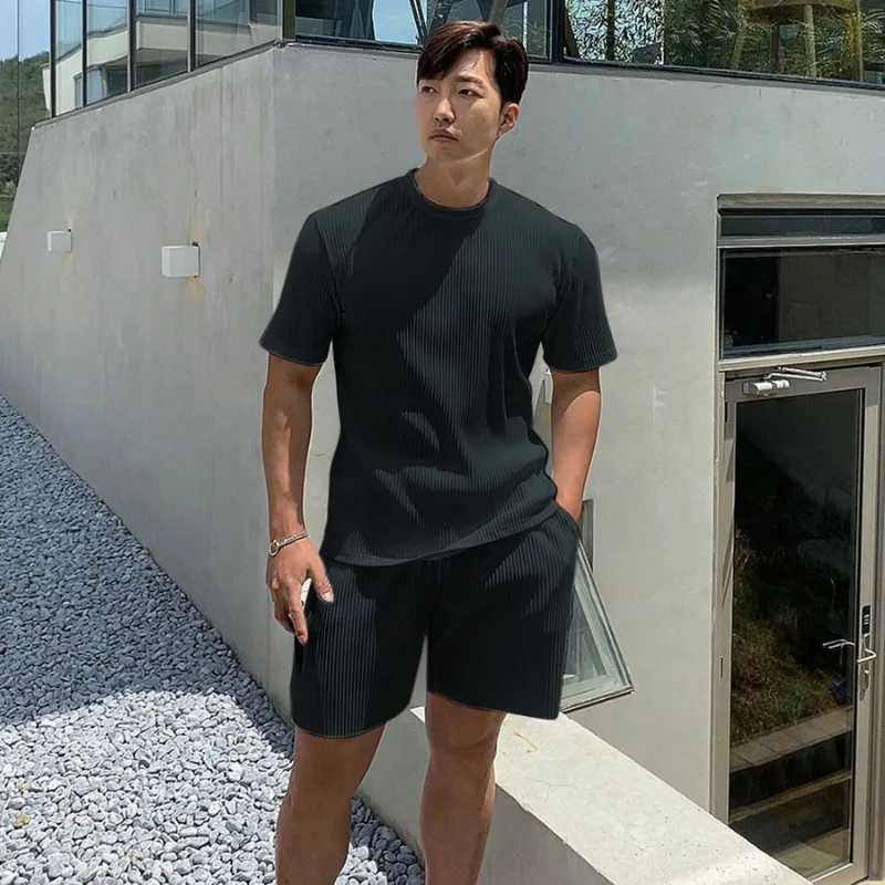 Mens Quick Dry Breathable Gym Shorts Fitness Running Workout Jogger Shorts Casual Loose Sports Shorts Summer Athletic Pants M260318