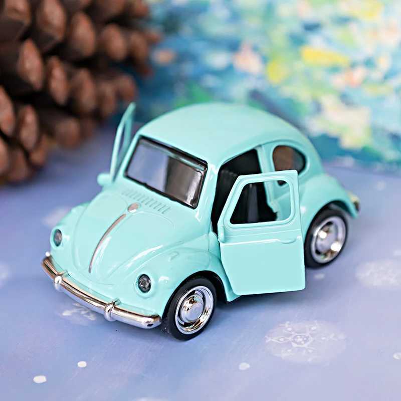 143 Alloy Diecast Cartoon BEETLE Vintage Car Model Classic PullBack Car Miniature Vehicle Replica For Collection Gift Y260316