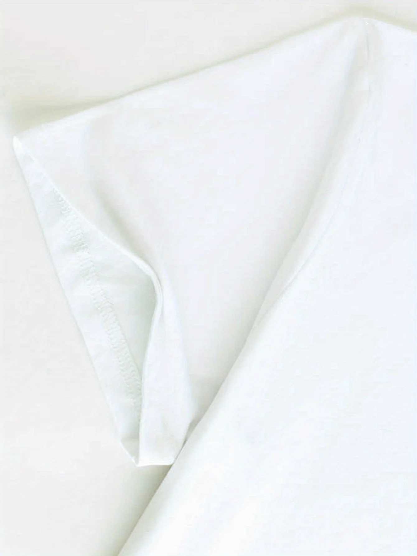 Women Summer Print T Shirt Short Sleeve Round Neck Cute Cartoon Kitten Butterfly Graphic Tees for Casual Daily WearT260317