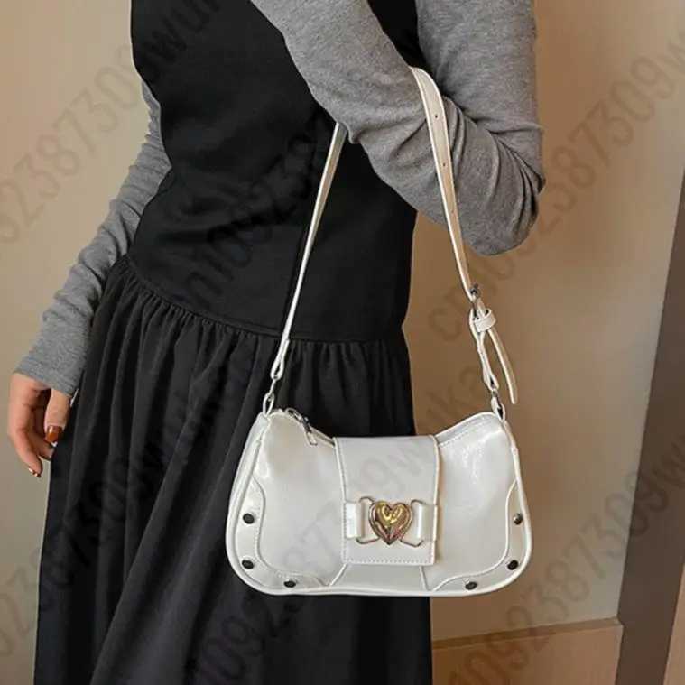 Love Design Armpit Bag Women PU Leather Spicy Girl Underarm Bag Ladies Trendy Shoulder Bag Waterproof Handbag Y2K Messenger BagZ260317