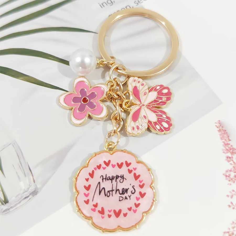 butterfly flower fake pearl heart pendant keychain cute elegant car keychain bag backbag keyring car pendant mothers day gift H260318 - view 3