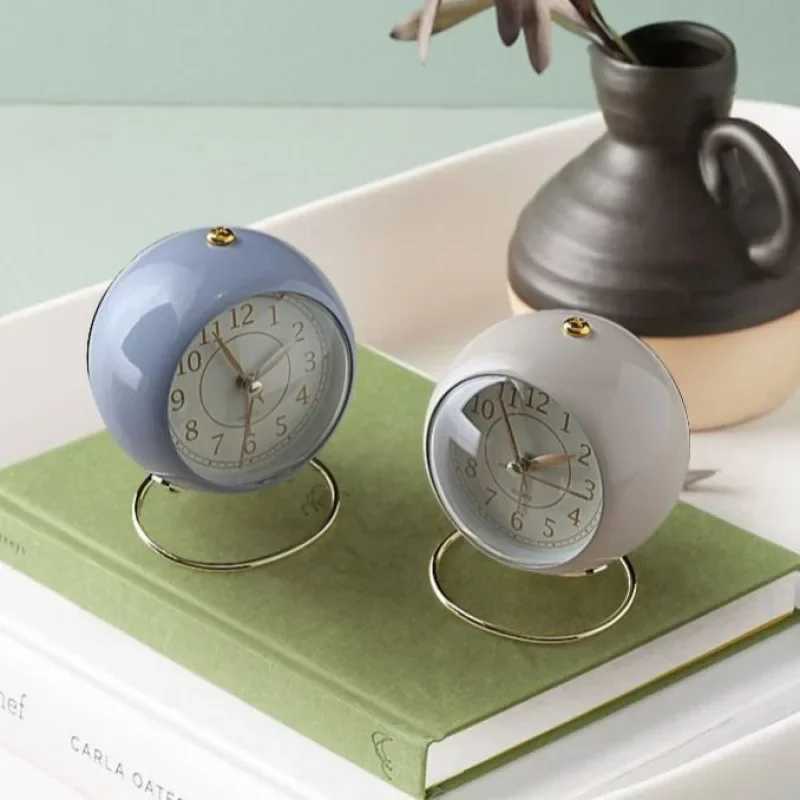 Light Alarm Clock with Night Light Silent for Bedroom Decoration Small Quartz Circular Morning Clocks Office Table Desk Children D260318