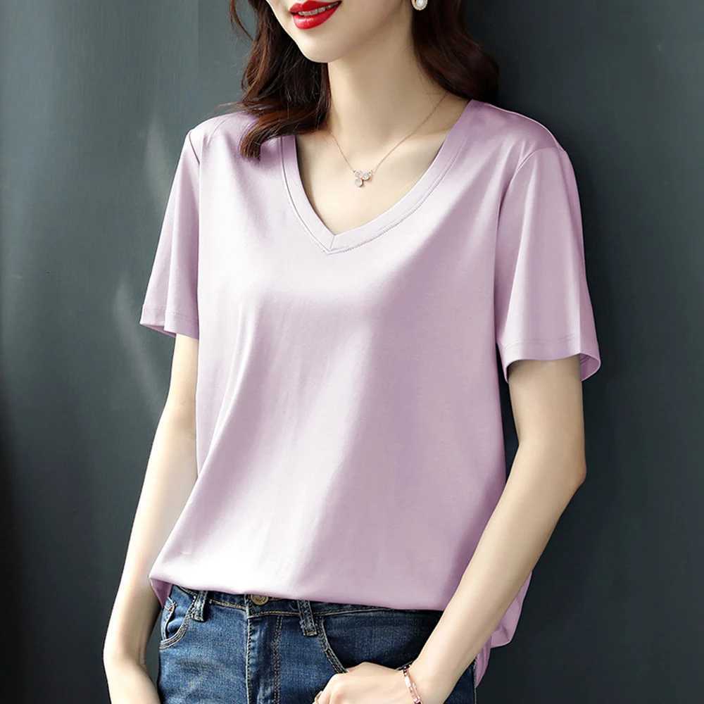 European Station Ice Silk Short Sleeve T-shirt Womens Loose Summer New Fashion Light Luxury High Quality V-neck Loose Large TopT260317