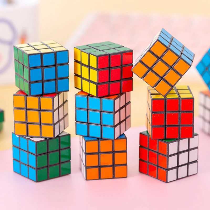 12pcs/bag 3cm Plastic Magic Cube Puzzle Toys Fidgets Kids Birthday Party Favor Carnival Party Gifts School Prizes Goodie Fillers H260314