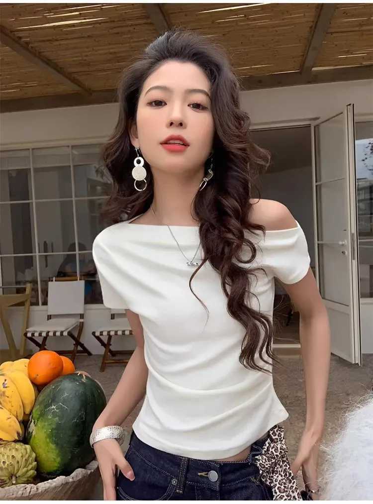 Womens One-Shoulder Short-Sleeved T-Shirt Fitted Stretch Slimming Elegant Top White T-ShirtT260317