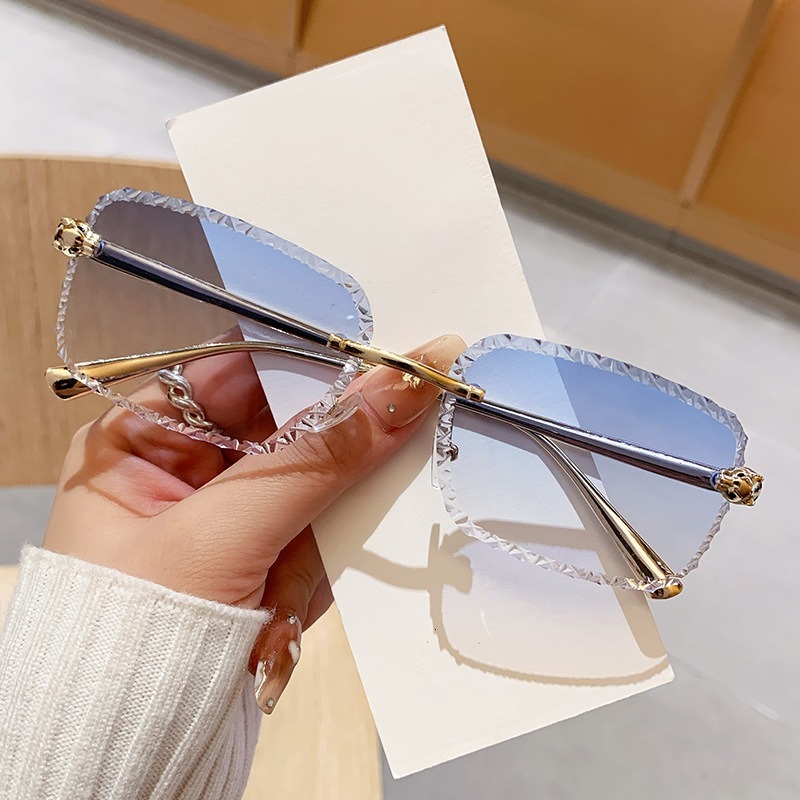 Luxury Brand Designer Sunglasses New High-Quality Sunglasses With A Stylish Design, Leopard Head Temple Arms, Frameless Sunglasses, European And Ameri