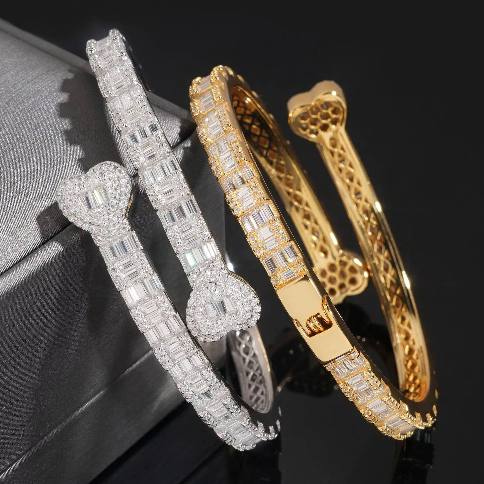 De Cool Fine Jewelry 925 Sterling Silver Iced Out VVS1 Round Cut Full Moissanite Bracelet Baguette Diamond Heart Bangles