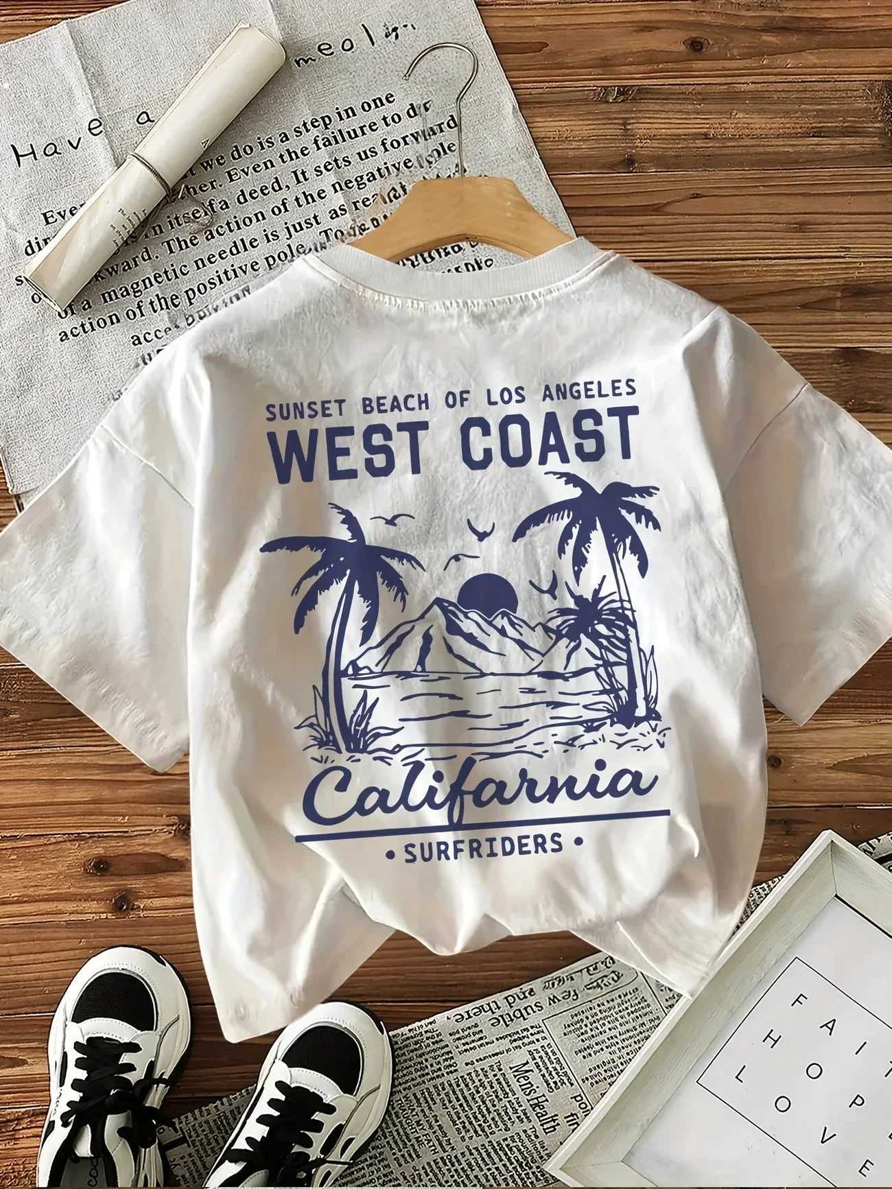 West Coast Graphic Print with Palm Trees T Shirt Short Sleeve Women Tshirt Clothes Women Retro Aesthetic T-ShirtsT260317