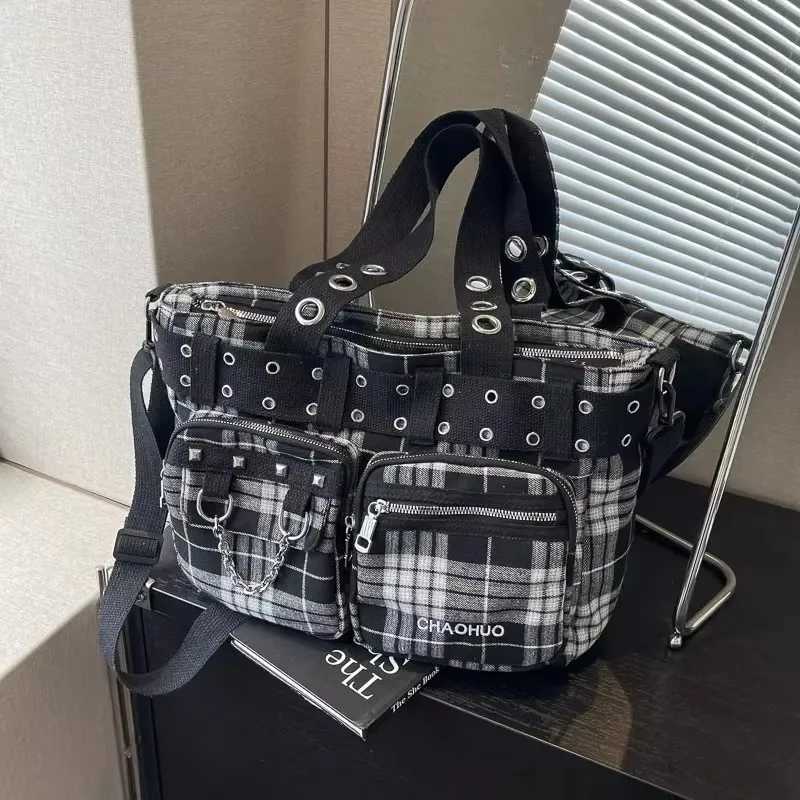 PU CHAINS Zipper Shoulder Bag Buckle Decorative Casual Womens Bags on Sale 2025 New Plaid Locomotive Style Womens HandbagsZ260317