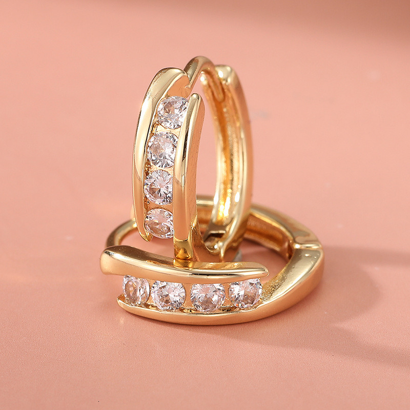 Fashion Jewelry Gold Round Earrings Versatile And Perfect For Everyday Looks Simple Lightweight Comfortable And Elegant. Durable Earrings.