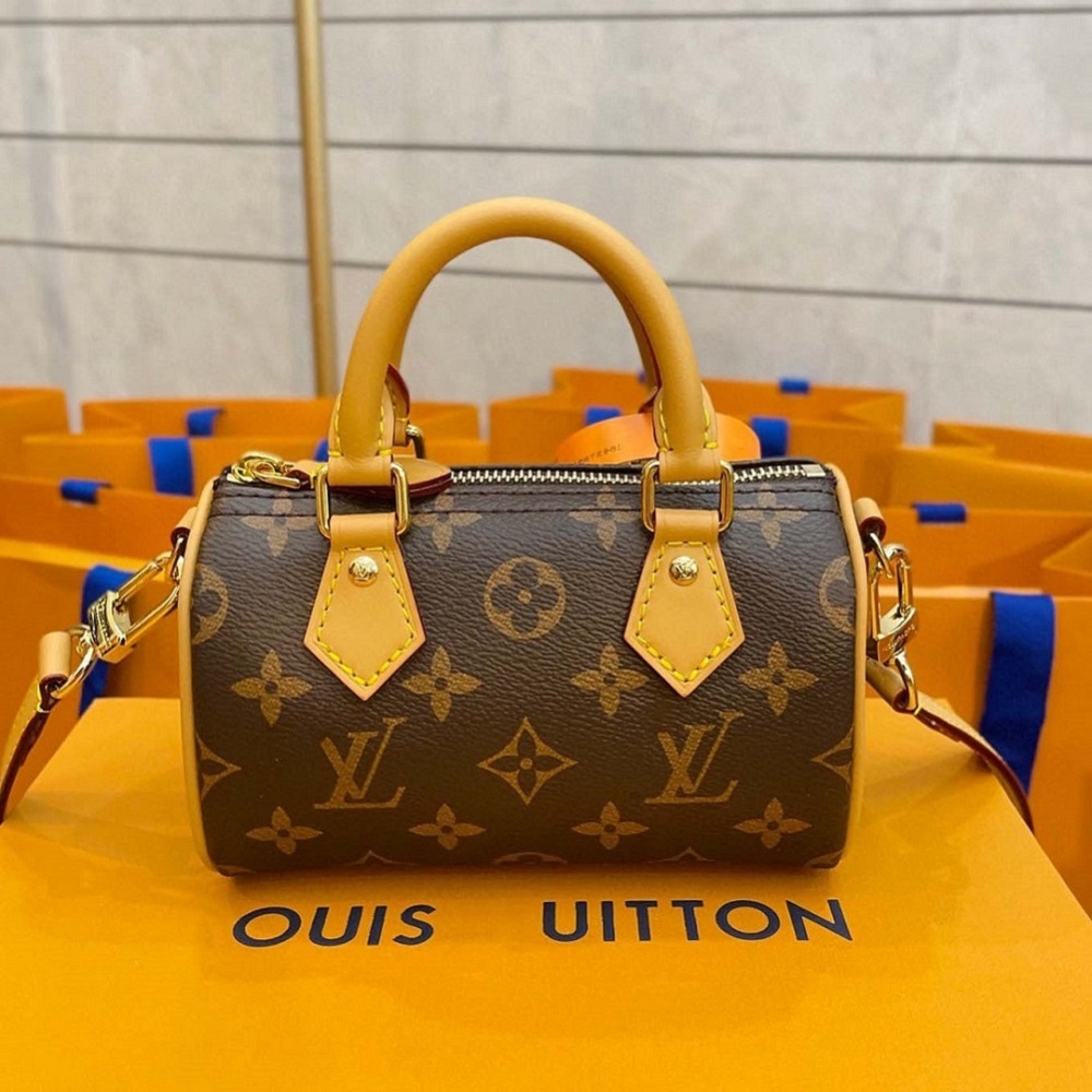 Designer bag luxury bag l0uis vuitt0nbags bag shoulder bag high-quality crossbody bag classic vintage cowhide nano pillow bag large capacity mother and child bag