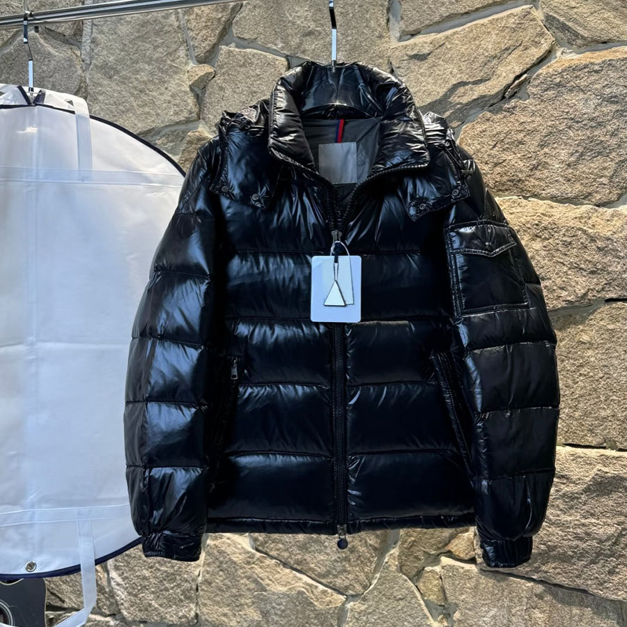 Down Jacket Designer Parkas Coat for Man Women Winter Jackets Fashion Style Slim Corset Thick Outfit Windbreaker Pocket Outsize Warm Men Coats