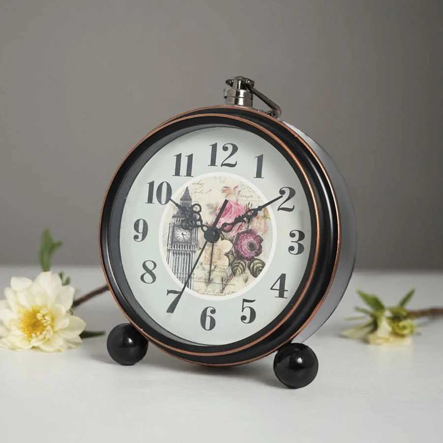 1 piece retro metal base clock American creative clock Personalized and minimalist pointer clock Room and home decoration use D260318