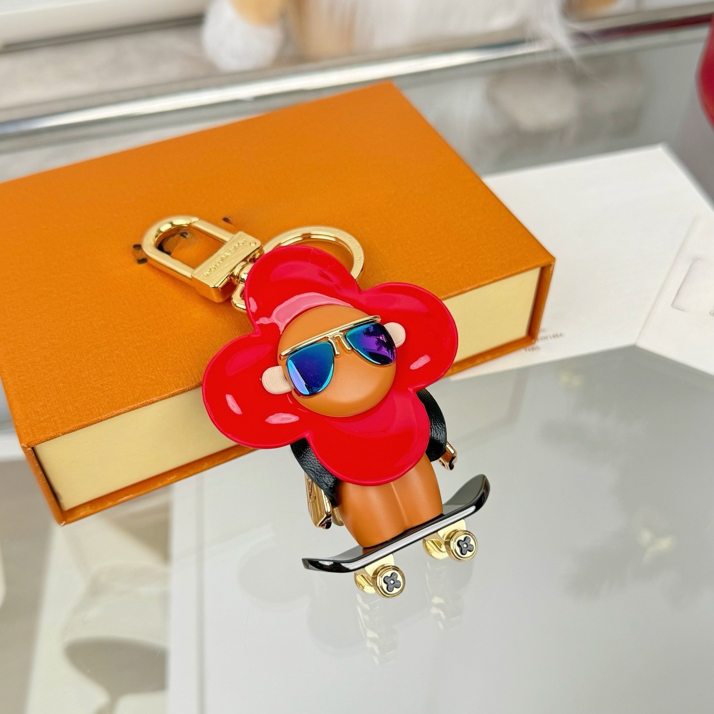 Luxury designers keychains Letters keychain Cartoon Bag Charms Car Key Chain Women Buckle jewelry Keyring Bags Pendant Gift