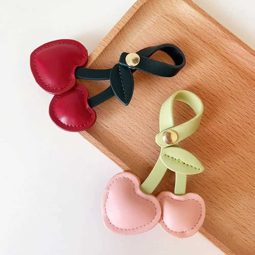 Peach Heart Cherry Key Chain Bag Pendant Decoration Keychain for Women DIY Craft Accessories Car Keyring H260318 - view 6
